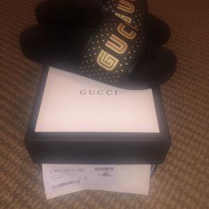 Guccy Gucci Slippers